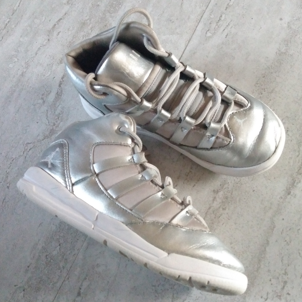 JORDAN MAX AURA SE